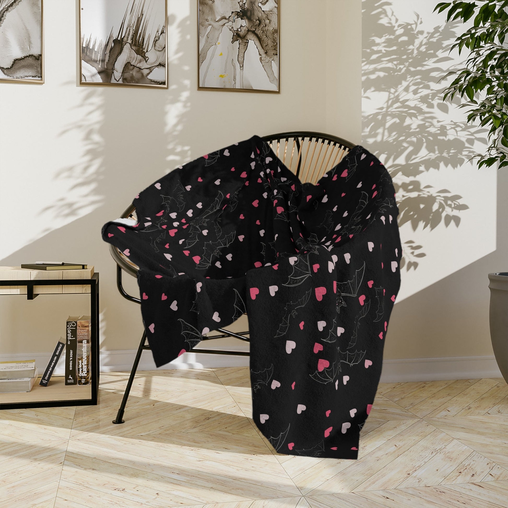 Bats and Hearts Throw BlanketHome DecorVTZdesigns80" × 60"batbatsBed